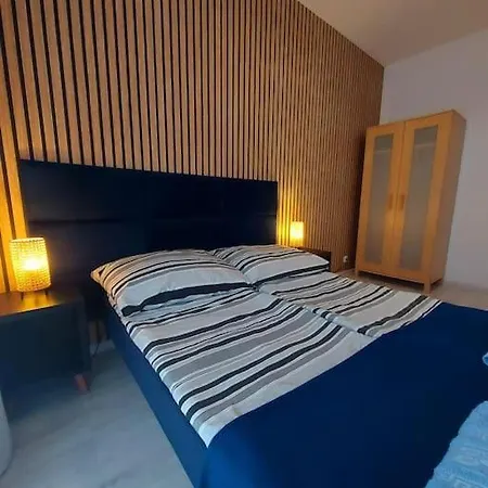 Apartament Aquamarina *